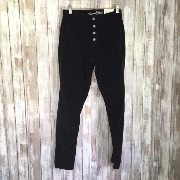 NWT Universal Thread High Rise Maroon Corduroy Jeans - Picture 2 of 5